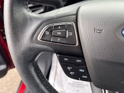 Used 2022 Ford EcoSport Titanium image 18