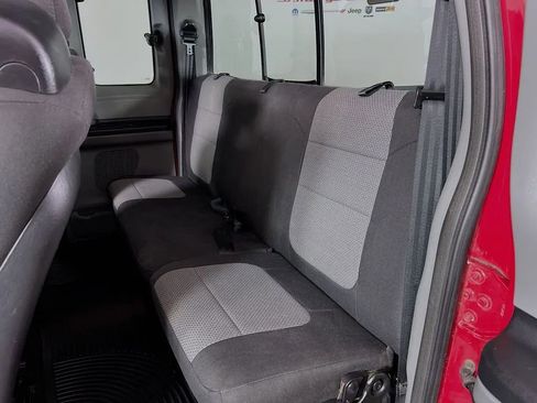 Used 2004 Ford F250 XLT image 22