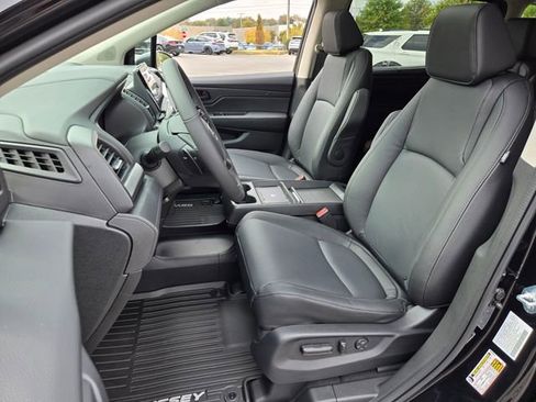 New 2026 Honda Odyssey EX-L image 7
