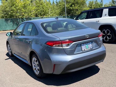 Used 2023 Toyota Corolla LE FWD image 5