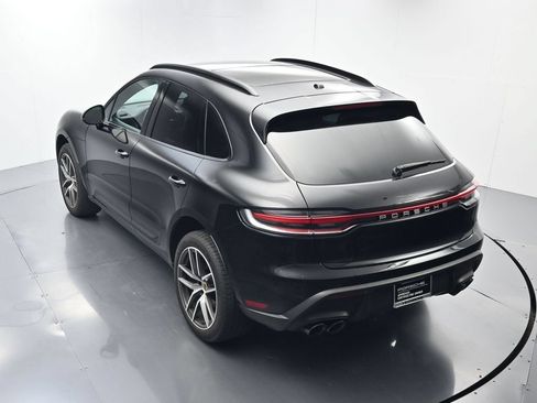 Certified 2026 Porsche Macan AWD/4WD image 35