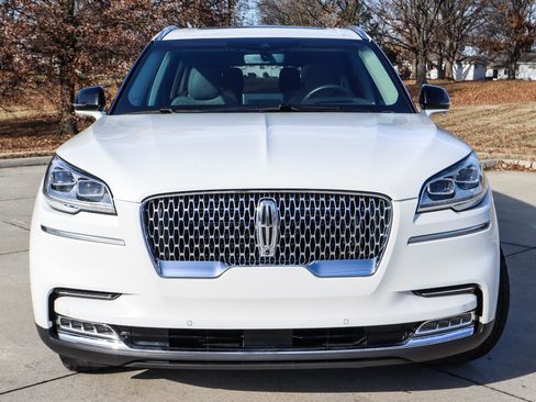 Used 2022 Lincoln Aviator Reserve w/ Equipment Group 201A image 24