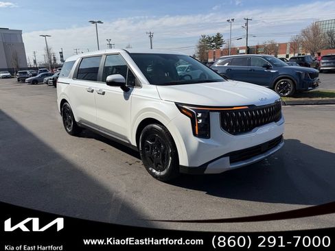 New 2026 Kia Carnival LX FWD image 4