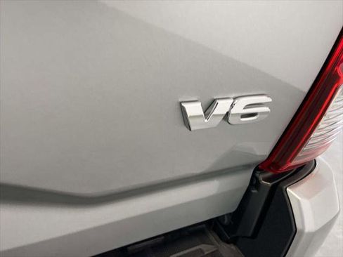 Certified 2023 Toyota Tacoma SR AWD/4WD image 16