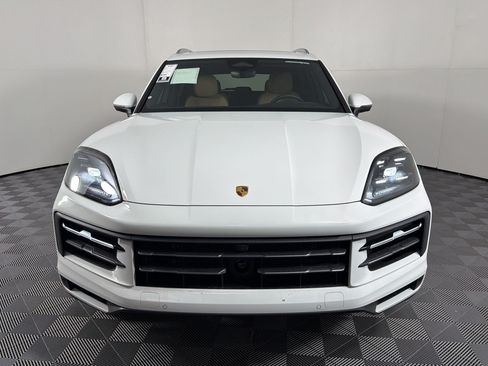 Used 2026 Porsche Cayenne AWD/4WD image 6