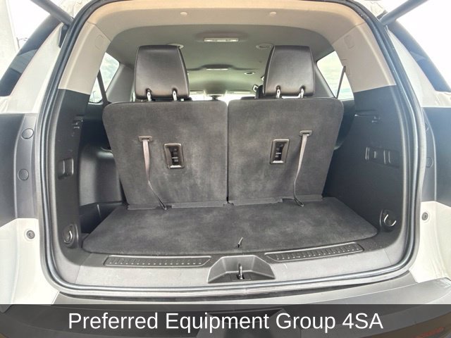 Used 2023 GMC Acadia SLT FWD image 11