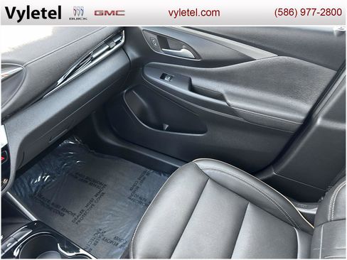 Used 2024 Buick Envista Avenir image 31