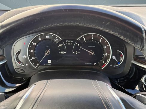 Used 2019 BMW 530i w/ Convenience Package image 19