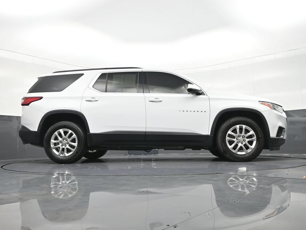 Used 2020 Chevrolet Traverse LT FWD image 28