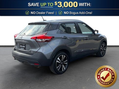 Used 2019 Nissan Kicks SV FWD image 7
