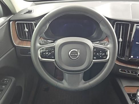 Used 2024 Volvo XC60 B5 Plus w/ Climate Package image 20