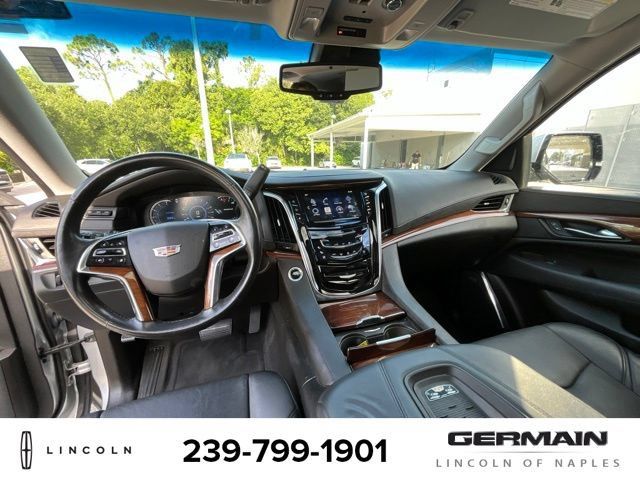 Used 2016 Cadillac Escalade ESV Luxury AWD/4WD image 16