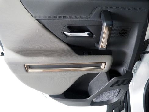 Used 2025 GMC Hummer EV 3X AWD/4WD image 78