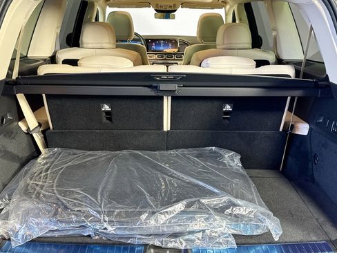 New 2026 Mercedes-Benz GLS 450 4MATIC image 24