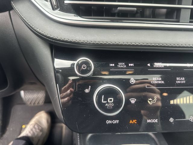 Used 2023 INFINITI QX60 Pure AWD/4WD image 14