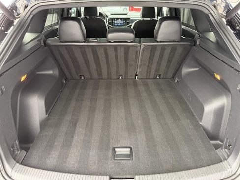 Used 2020 Volkswagen Atlas Cross Sport SEL Premium image 14