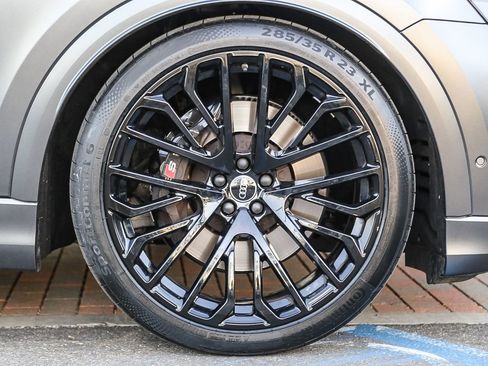 Used 2025 Audi SQ8 Premium Plus image 10