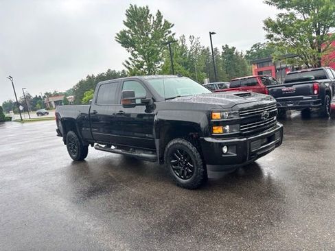 Used 2017 Chevrolet Silverado 2500 LTZ w/ Duramax Plus Package AWD/4WD image 4