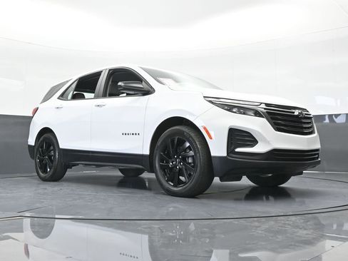 Used 2024 Chevrolet Equinox LS w/ Sport Edition image 55