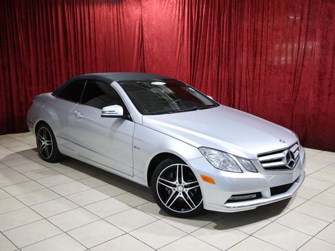 Used 2012 Mercedes-Benz E 350 Cabriolet w/ Premium 1 Launch Pkg image 2