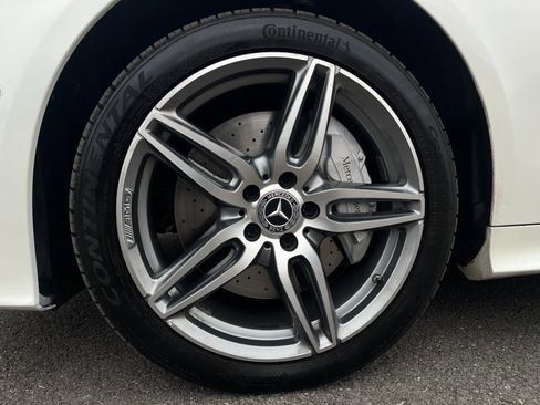 Used 2018 Mercedes-Benz E 400 4MATIC Cabriolet w/ Premium 2 Package (Q02) image 49