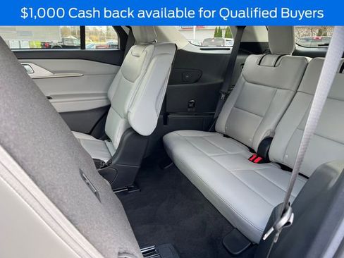 New 2026 Ford Explorer Active AWD/4WD image 6