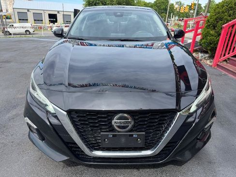 Used 2019 Nissan Altima 2.5 SV FWD image 2