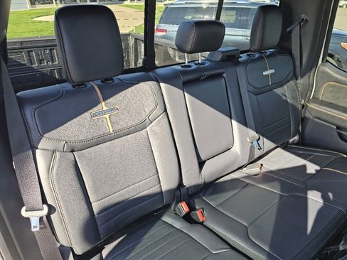 Used 2024 Ford F250 Platinum w/ Tremor Off-Road Package AWD/4WD image 24
