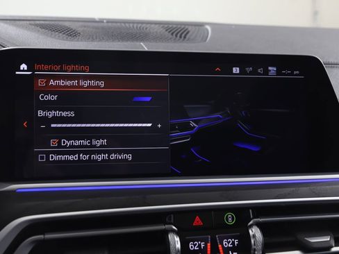 Used 2019 BMW X7 xDrive50i w/ M Sport Package AWD/4WD image 38