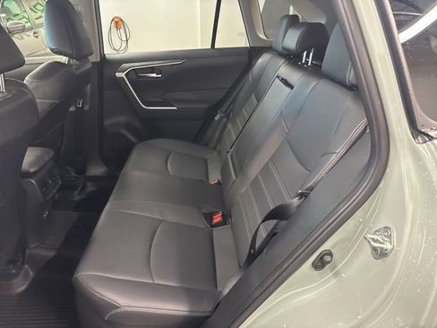 Used 2023 Toyota RAV4 XLE Premium image 23