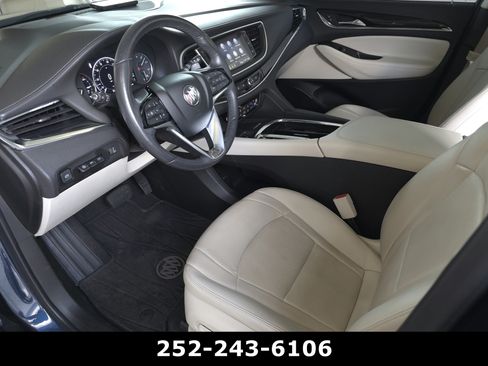 Used 2023 Buick Enclave Premium w/ Experience Buick Package FWD image 9