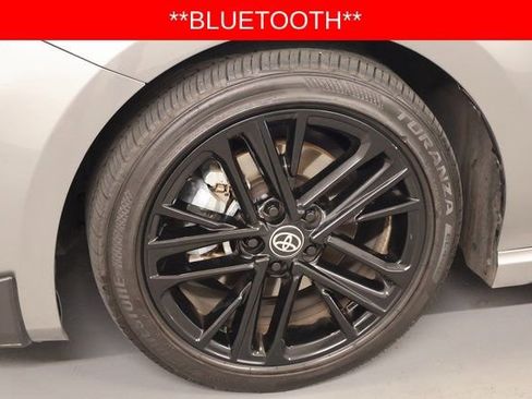 Used 2025 Toyota Camry SE image 10