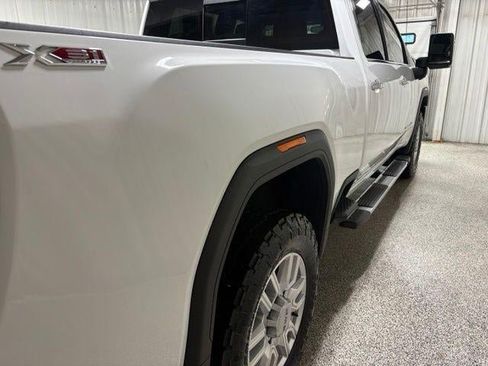Used 2023 GMC Sierra 2500 SLT w/ SLT Premium Package AWD/4WD image 10