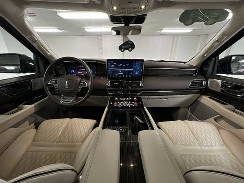 Used 2023 Lincoln Navigator L Black Label AWD/4WD image 21