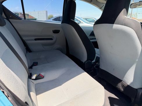 Used 2014 Toyota Prius C One FWD image 9