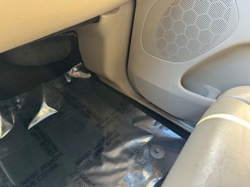 Used 2021 Jeep Grand Cherokee Limited image 22