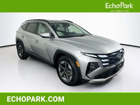 Used 2025 Hyundai Tucson SEL FWD image 1