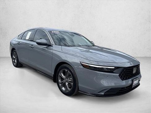 Used 2023 Honda Accord EX-L image 5