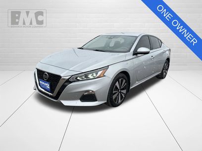 Used 2022 Nissan Altima 2.5 SV