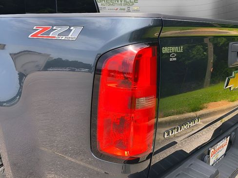 Used 2018 Chevrolet Colorado Z71 AWD/4WD image 22