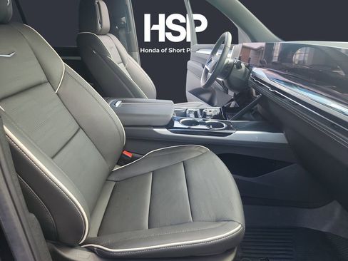 Used 2025 Cadillac Escalade Sport w/ LPO, ONYX Package image 15