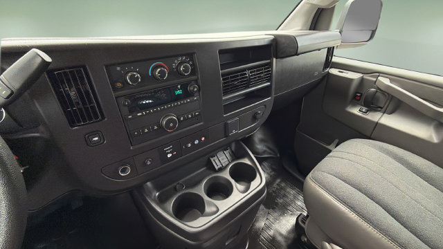 Used 2025 GMC Savana 2500 w/ Driver Convenience Package RWD image 27