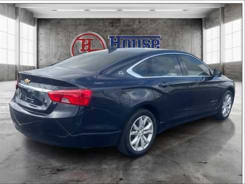 Used 2018 Chevrolet Impala LT w/ LT Entertainment Package FWD image 5