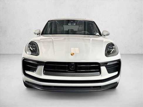 Used 2026 Porsche Macan AWD/4WD image 6