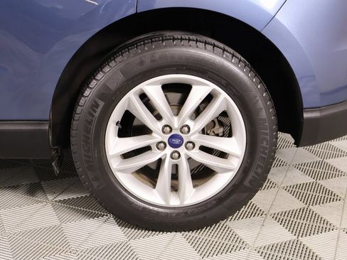 Used 2018 Ford Edge SEL w/ Equipment Group 201A image 18