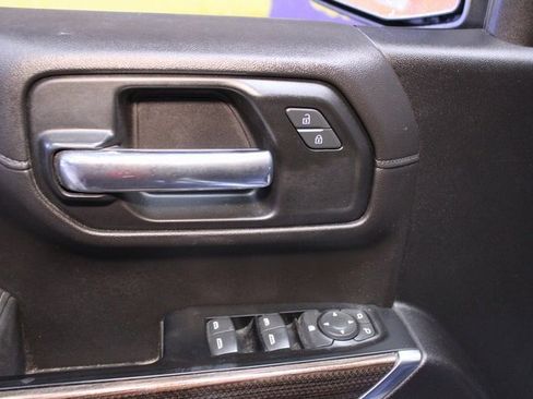 Used 2019 Chevrolet Silverado 1500 RST image 16