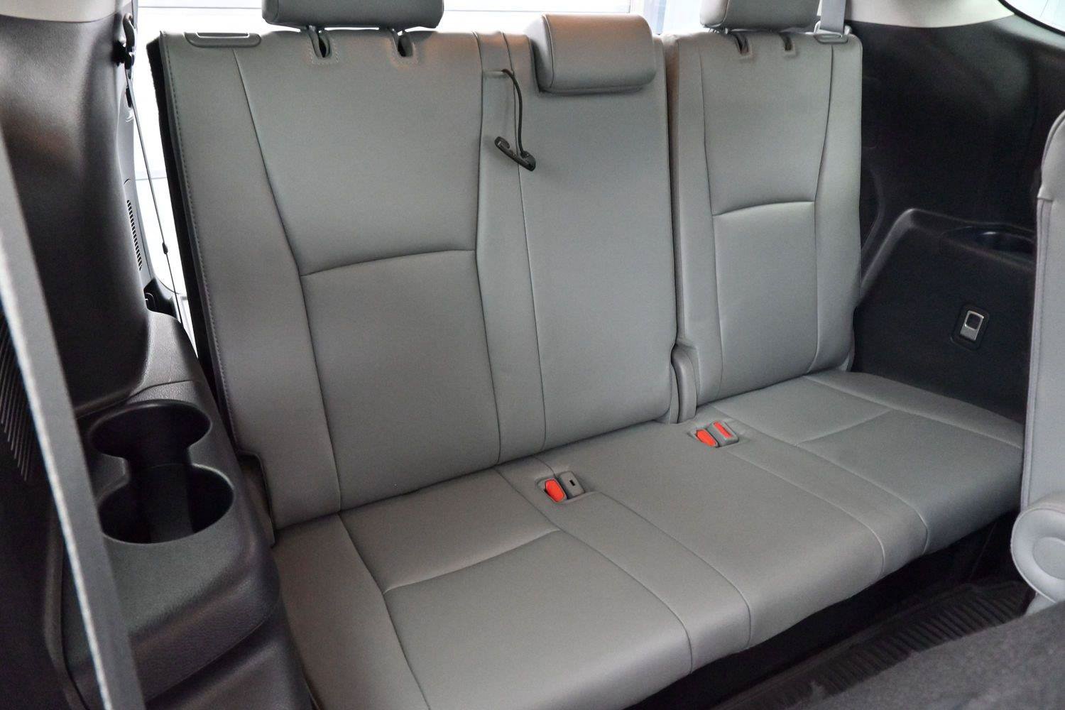 Used 2021 Toyota Highlander Limited FWD image 38
