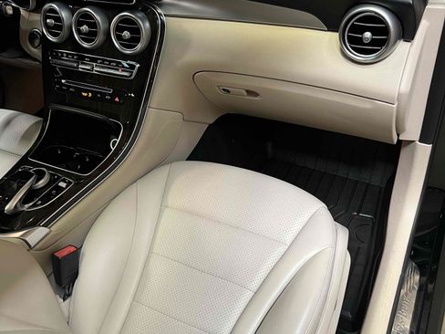 Used 2018 Mercedes-Benz GLC 300 4MATIC image 36
