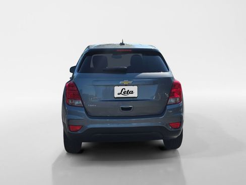 Used 2020 Chevrolet Trax LS w/ Tint and Cruise Package FWD image 5