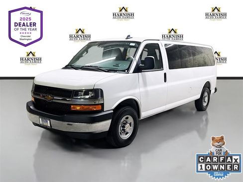 Used 2025 Chevrolet Express 3500 LT w/ LT Preferred Equipment Group RWD image 1